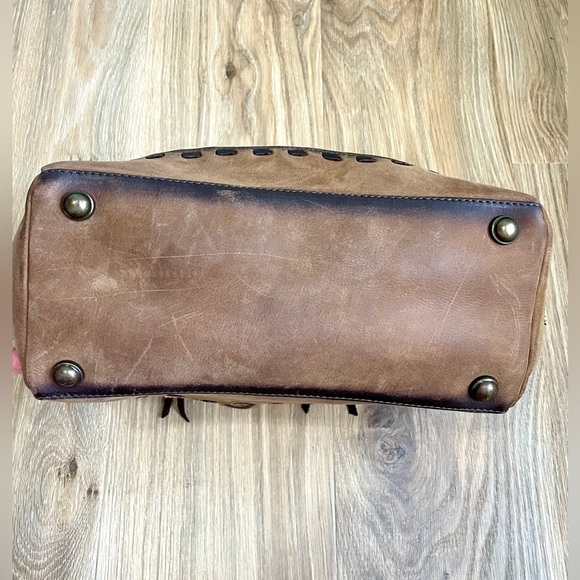 Buffalo Girl Tote by StS Ranchwear LNC - Picture 4 of 7